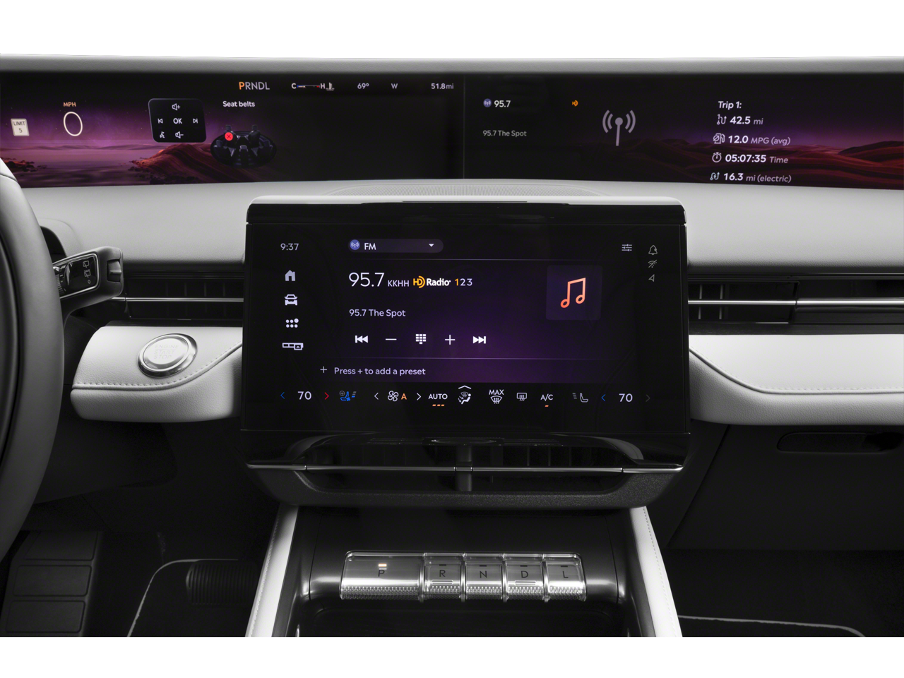 2025 Lincoln Nautilus Premiere II