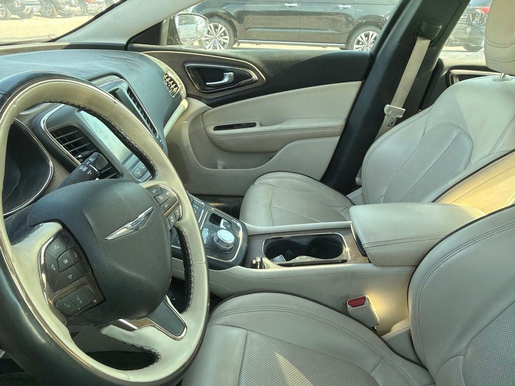 2015 Chrysler 200 C