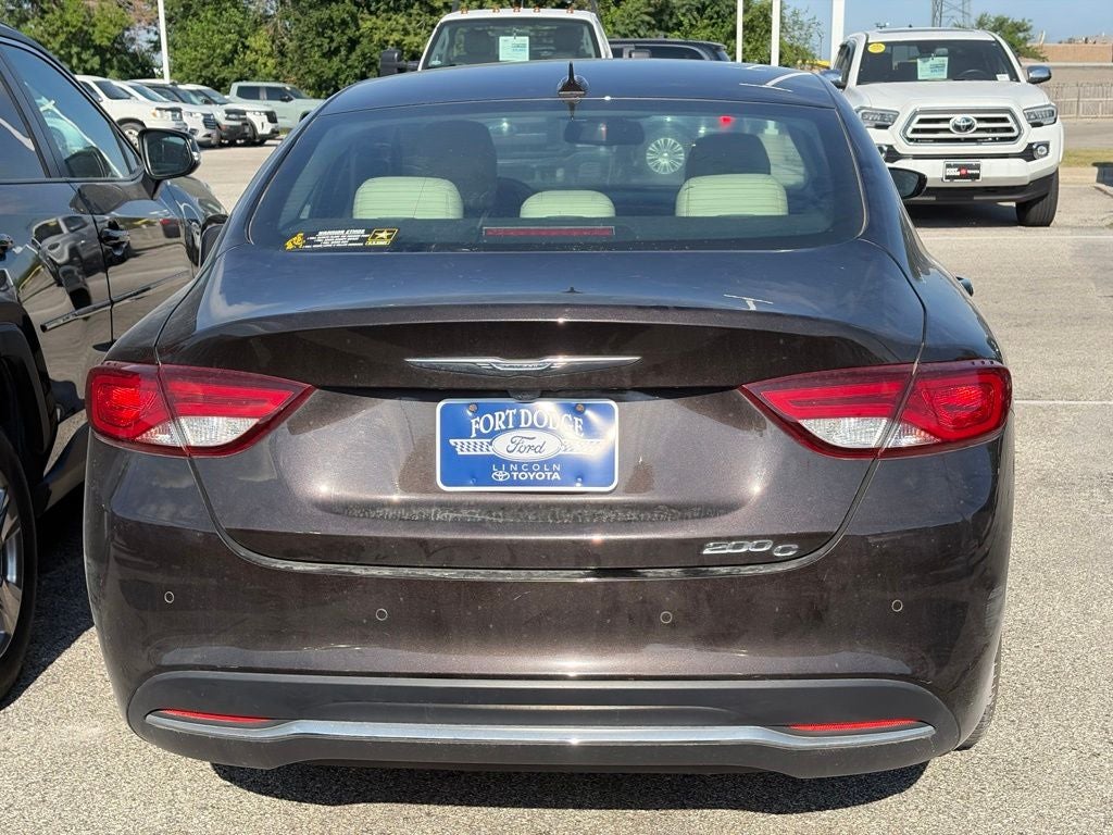 2015 Chrysler 200 C