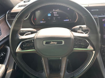 2022 Jeep Grand Cherokee Summit