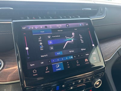 2022 Jeep Grand Cherokee Summit