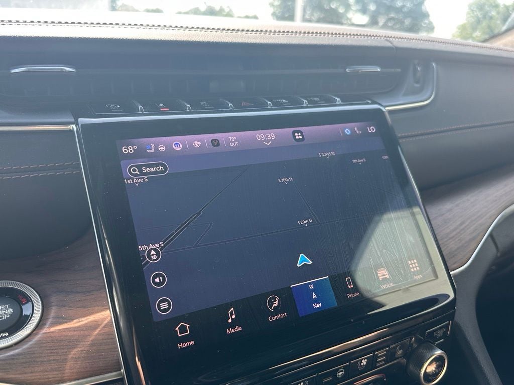 2022 Jeep Grand Cherokee Summit