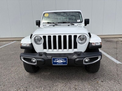 2022 Jeep Gladiator Overland