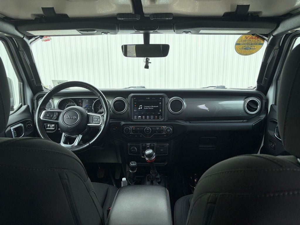 2022 Jeep Gladiator Overland