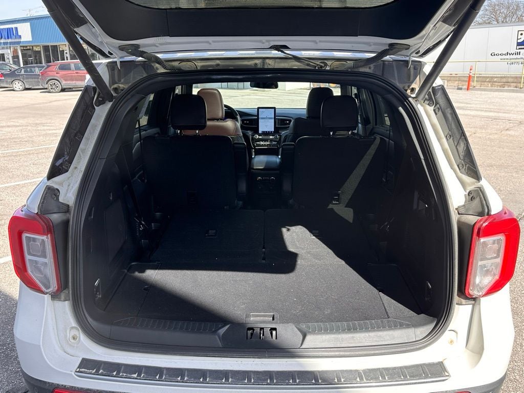 2023 Ford Explorer Platinum