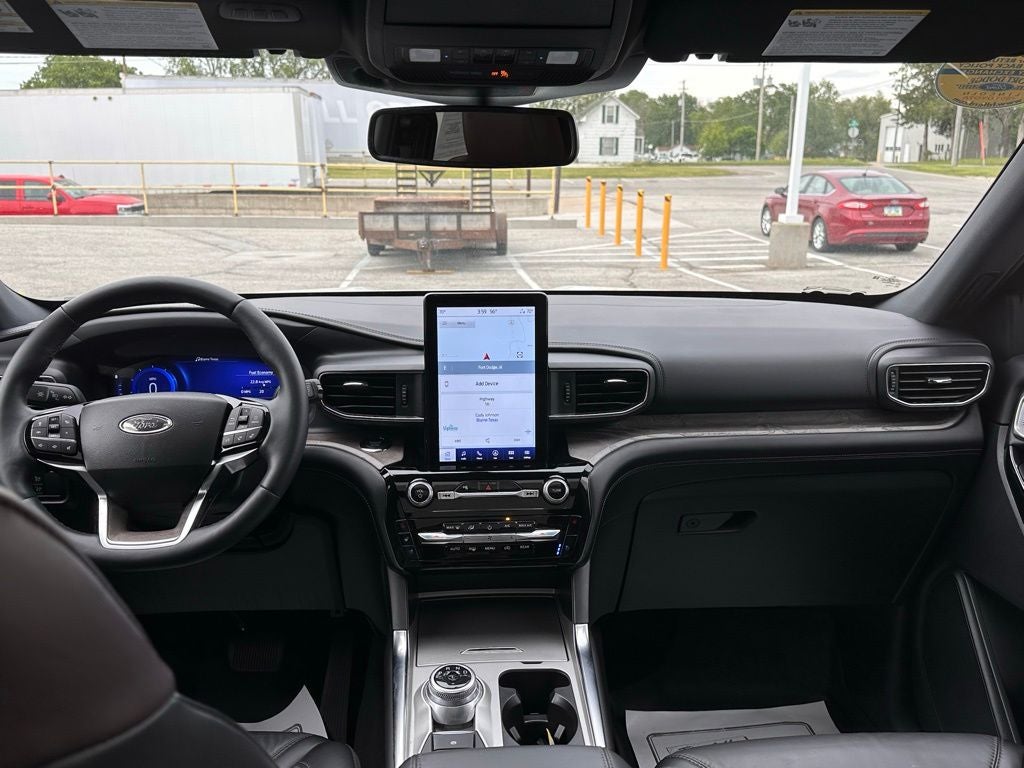 2023 Ford Explorer Platinum