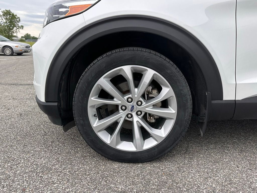 2023 Ford Explorer Platinum