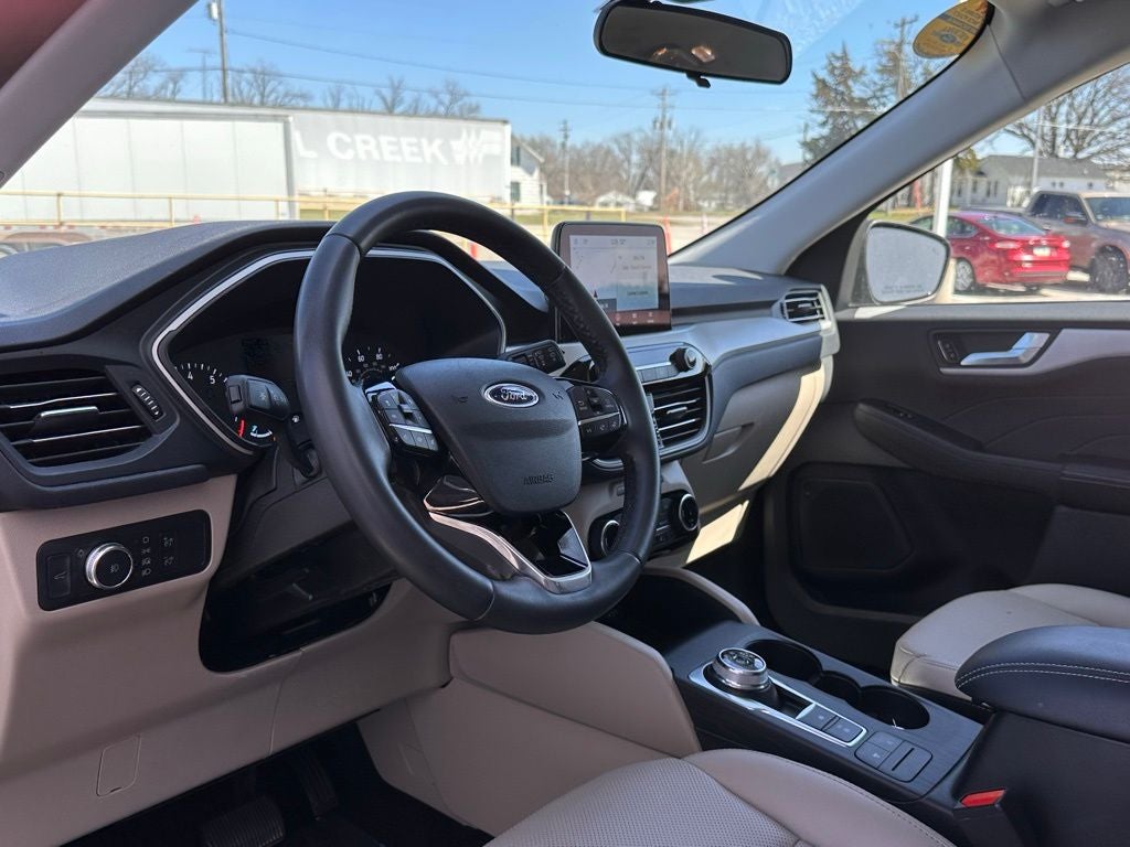 2022 Ford Escape SEL