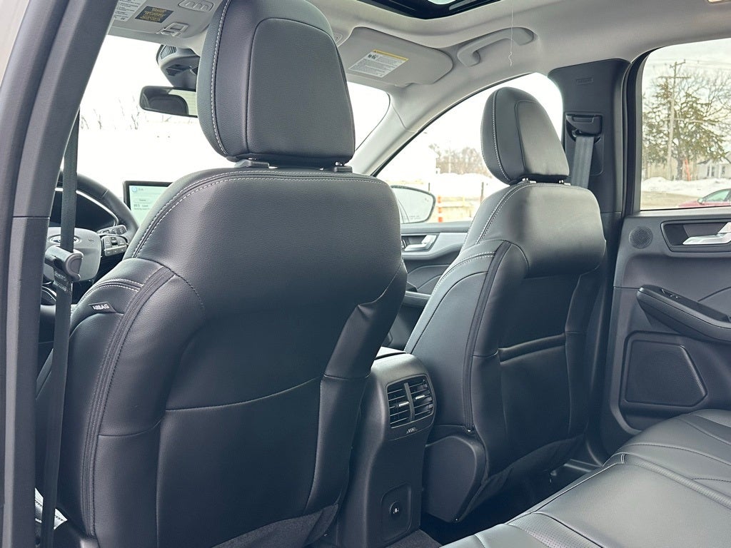 2026 Ford Escape Platinum