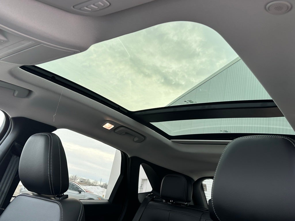 2026 Ford Escape Platinum