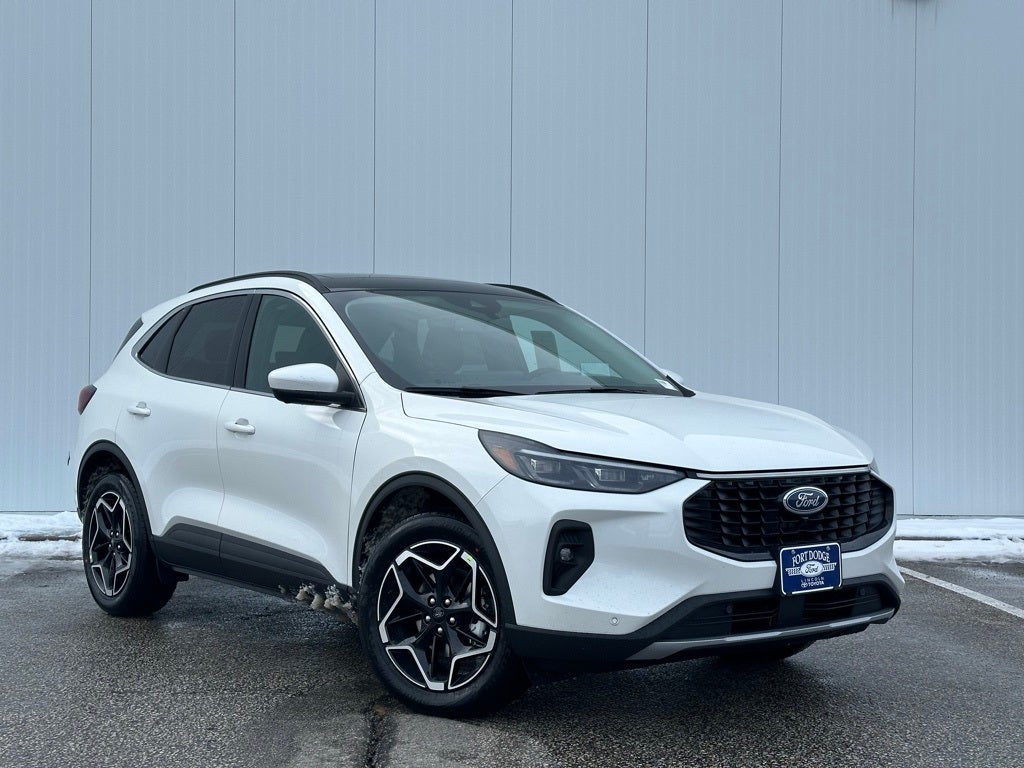 2026 Ford Escape Platinum