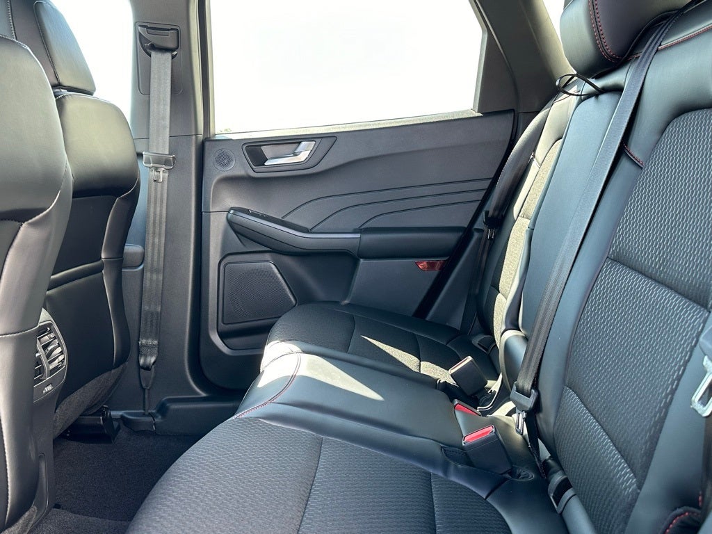 2026 Ford Escape Hybrid ST-Line Select