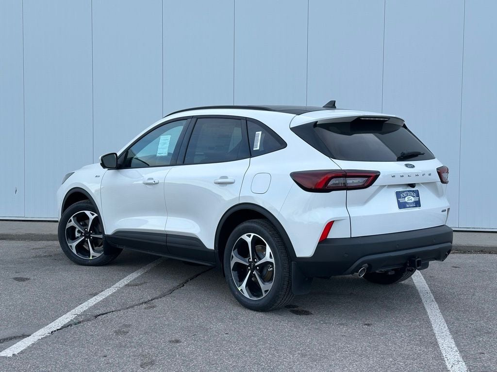 2026 Ford Escape Hybrid ST-Line Select