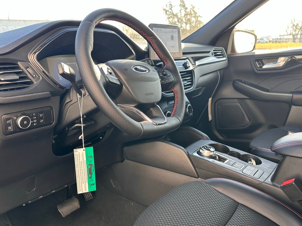 2026 Ford Escape Hybrid ST-Line Select