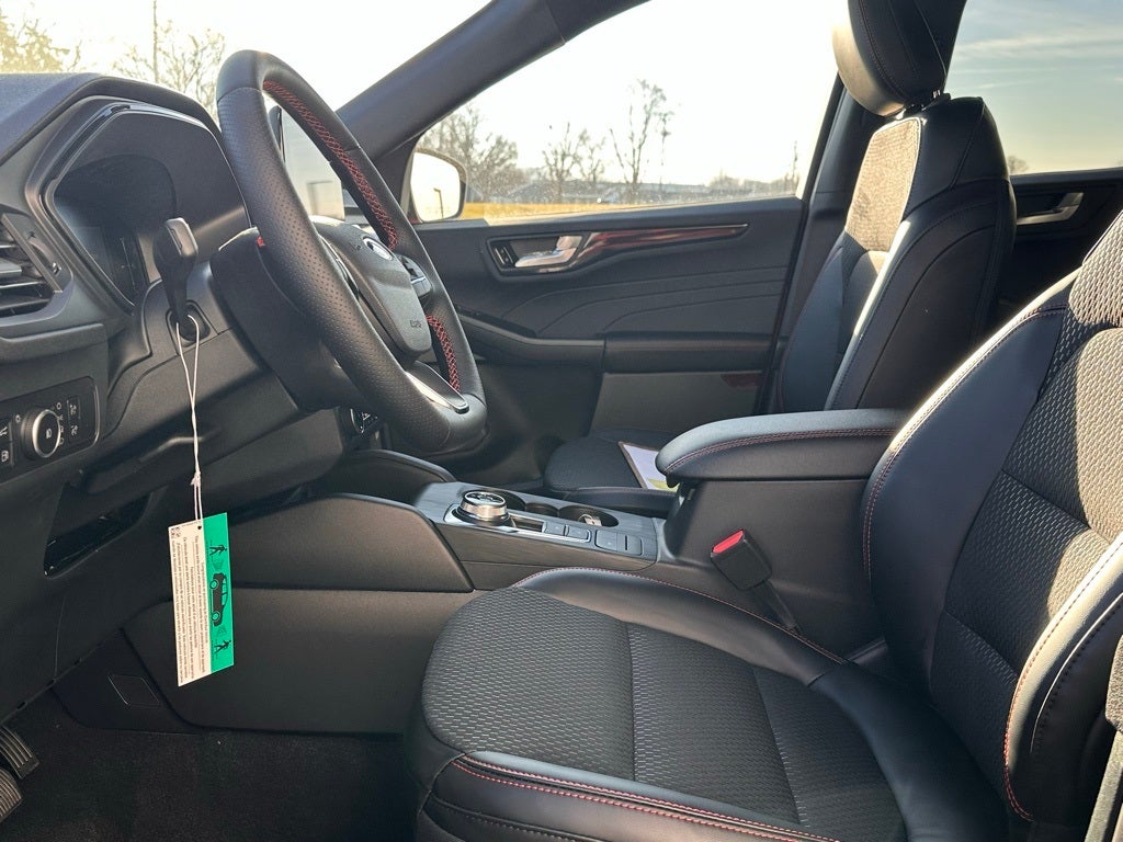 2026 Ford Escape Hybrid ST-Line Select