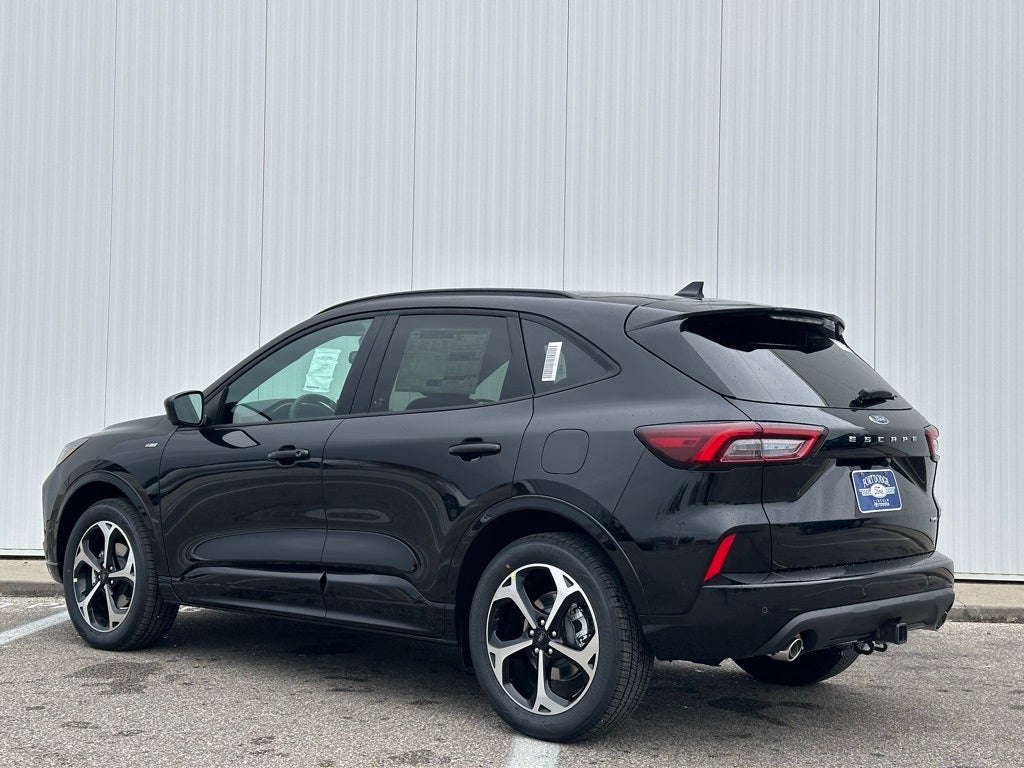 2026 Ford Escape ST-Line Elite