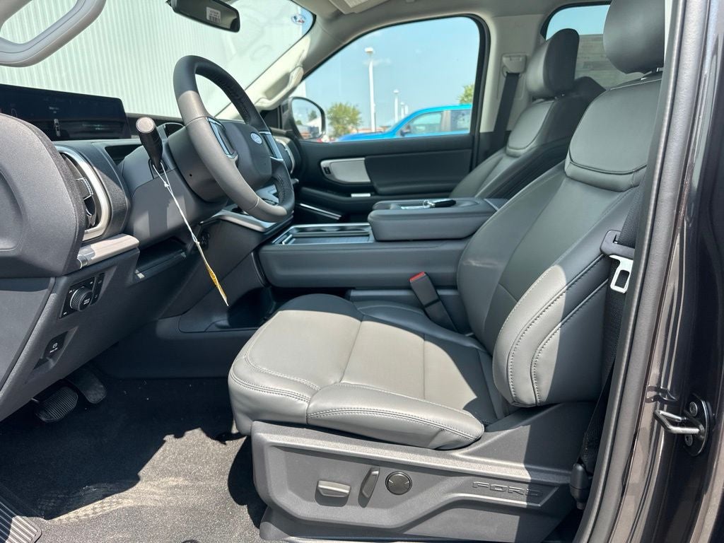 2027 Ford Expedition Active