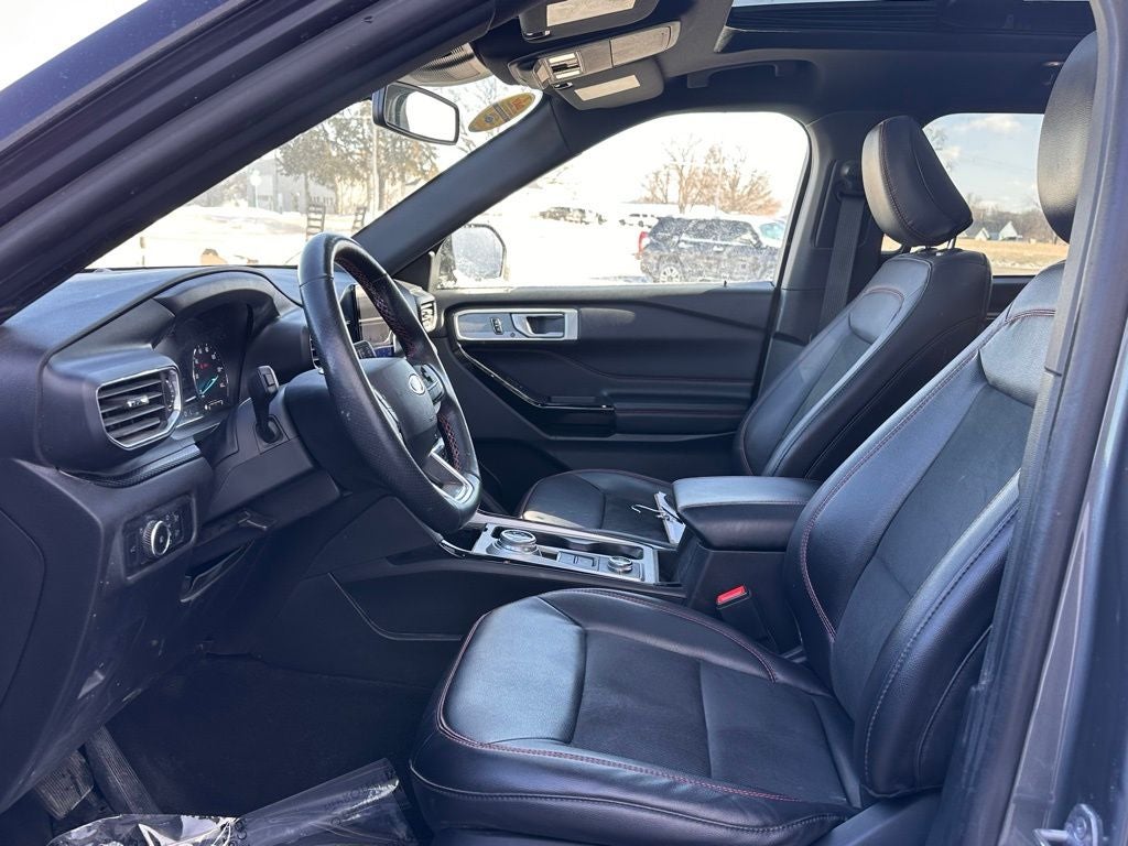 2023 Ford Explorer ST-Line