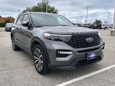 2022 Ford Explorer ST-Line