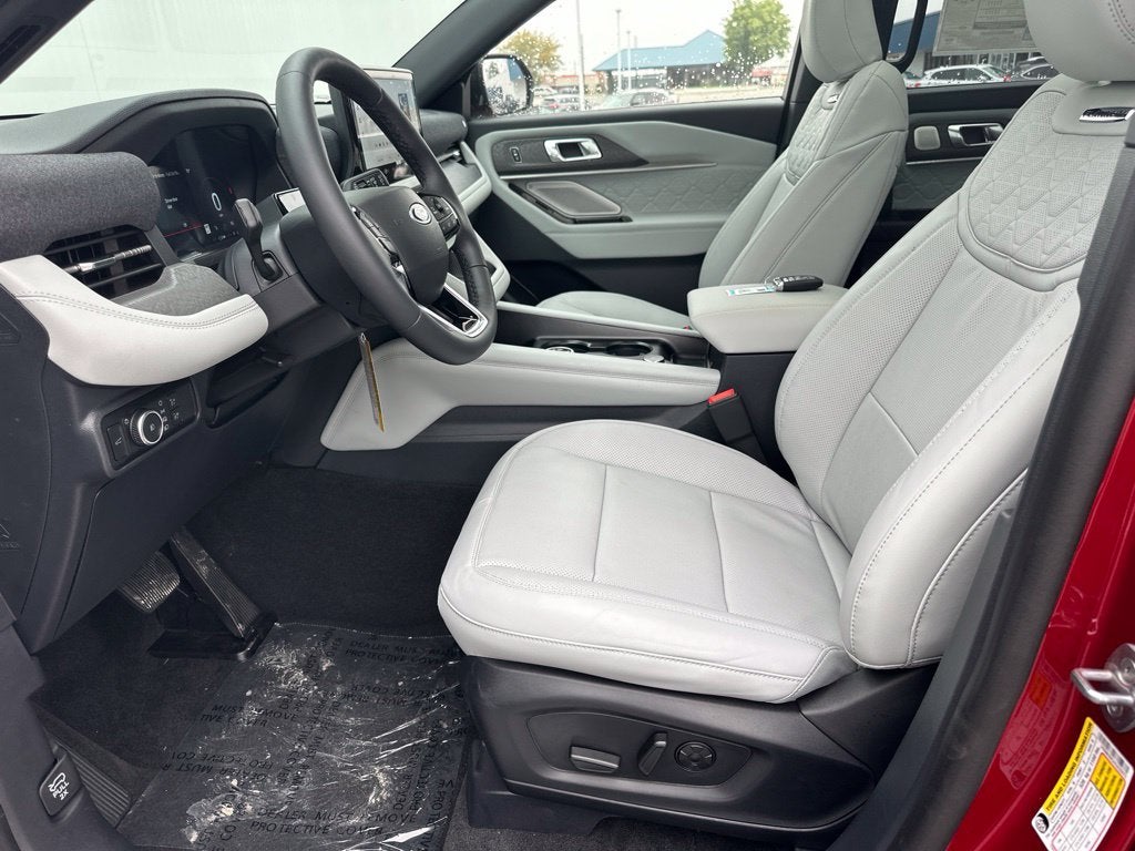 2027 Ford Explorer Platinum