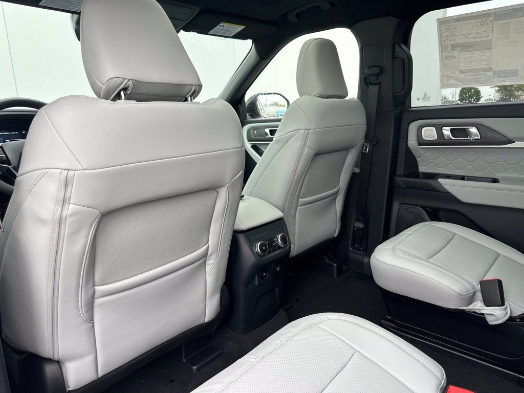 2027 Ford Explorer Platinum