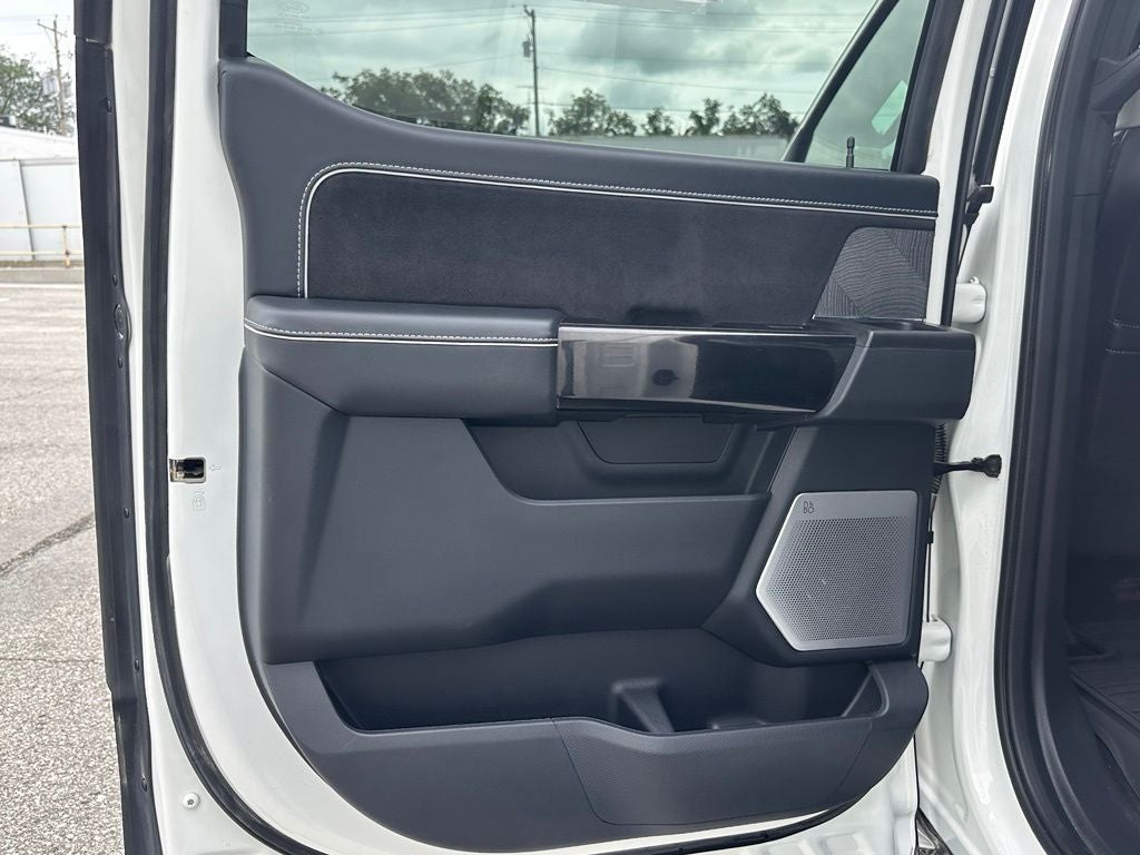 2023 Ford F-150 Lightning Platinum