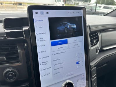 2023 Ford F-150 Lightning Platinum