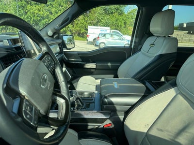 2023 Ford F-150 Lightning Platinum