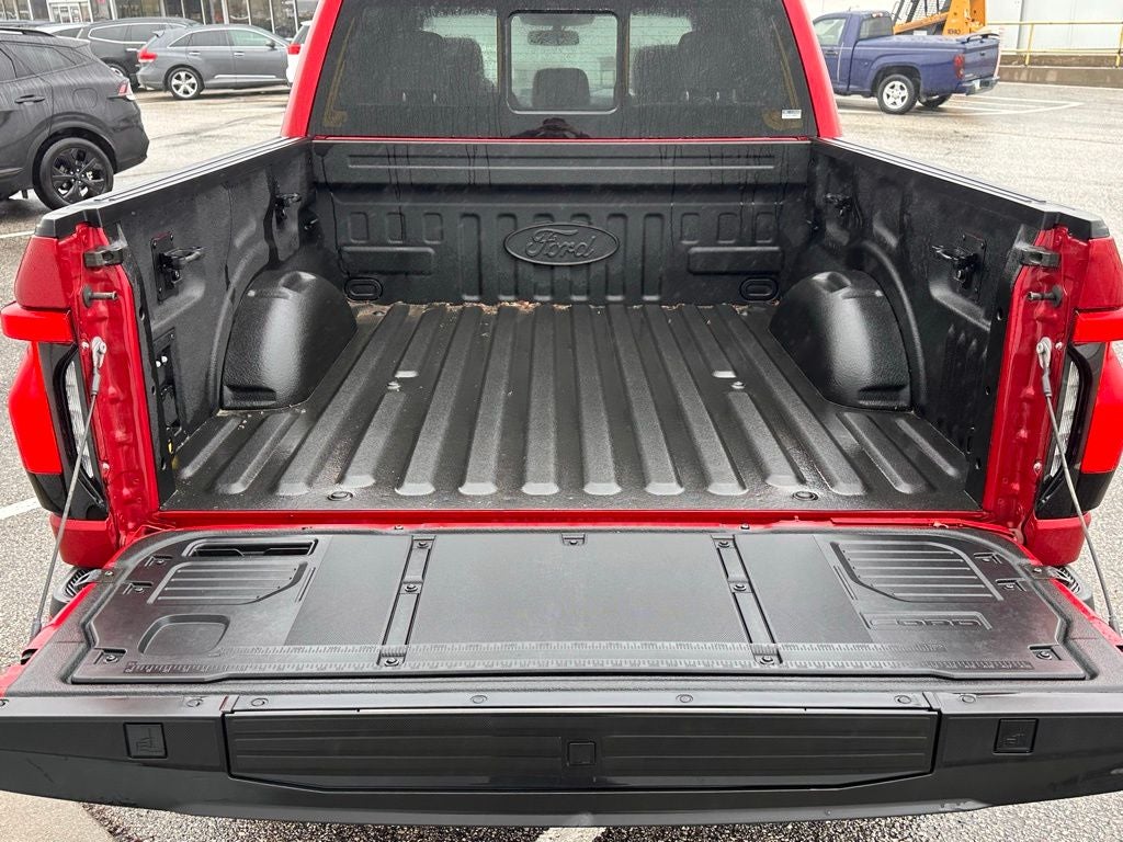 2022 Ford F-150 Lightning Lariat