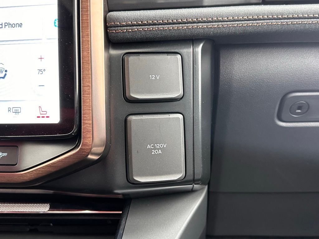 2022 Ford F-150 Lightning Lariat