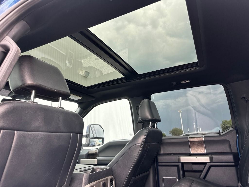 2022 Ford F-250SD Lariat