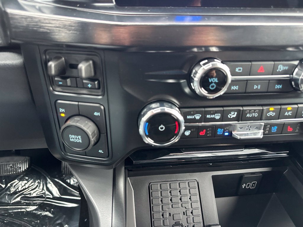 2027 Ford F-250SD Lariat