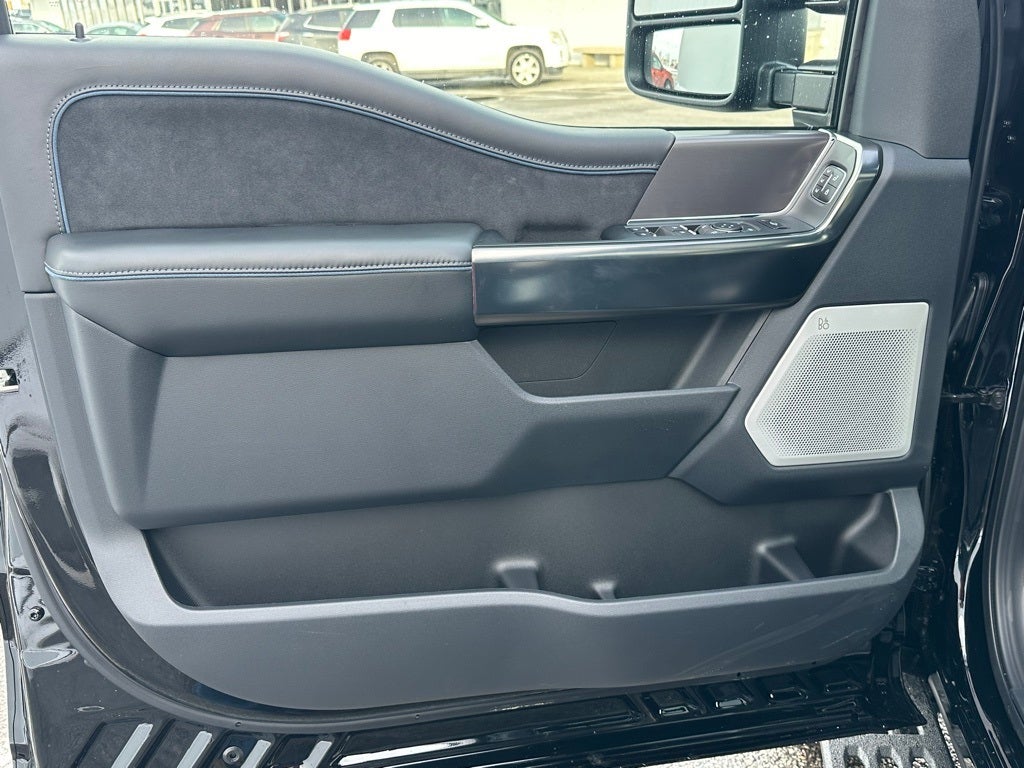 2026 Ford F-350SD Platinum Tremor