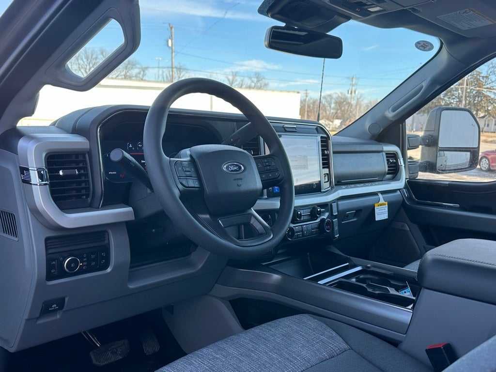 2026 Ford F-350SD XLT