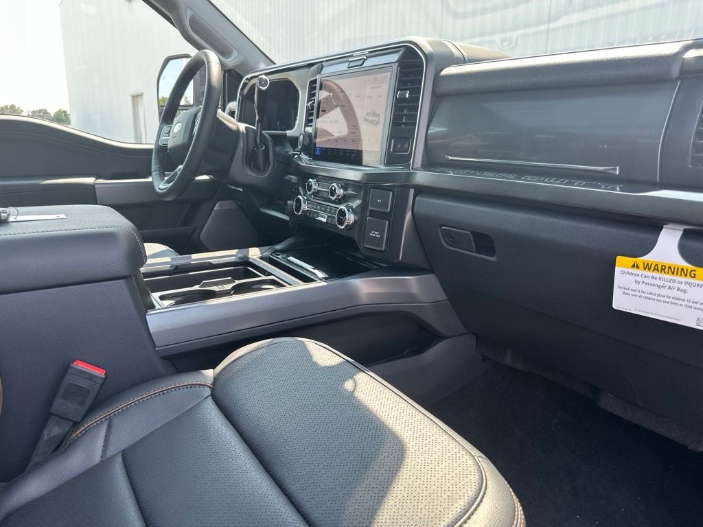2026 Ford F-450SD Lariat DRW