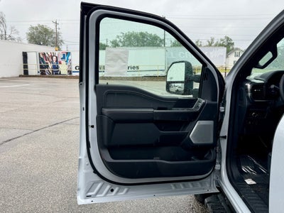 2025 Ford F-150 Lariat Hybrid