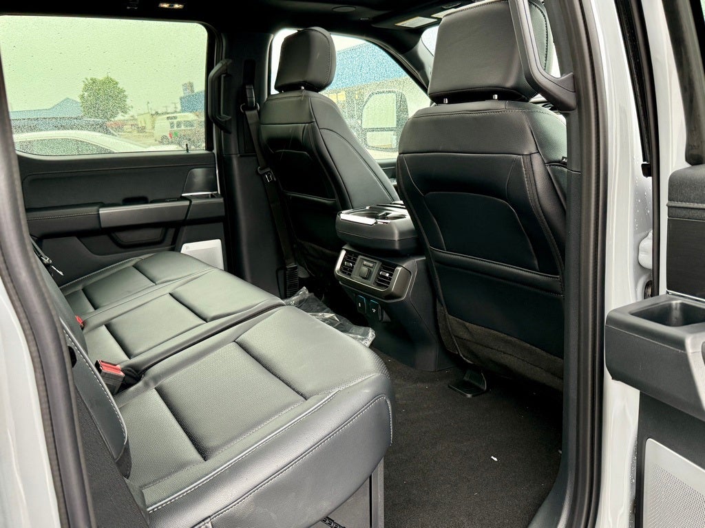 2025 Ford F-150 Lariat Hybrid