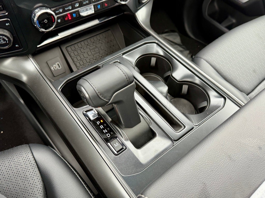 2025 Ford F-150 Lariat Hybrid