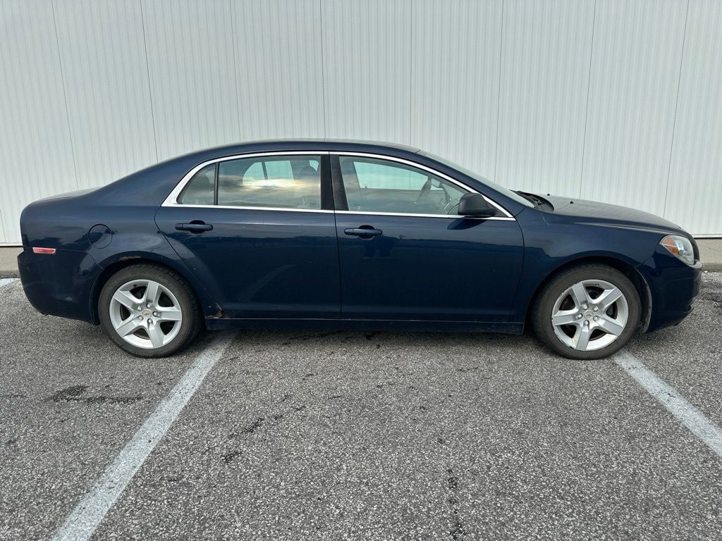 2011 Chevrolet Malibu LS 1FL