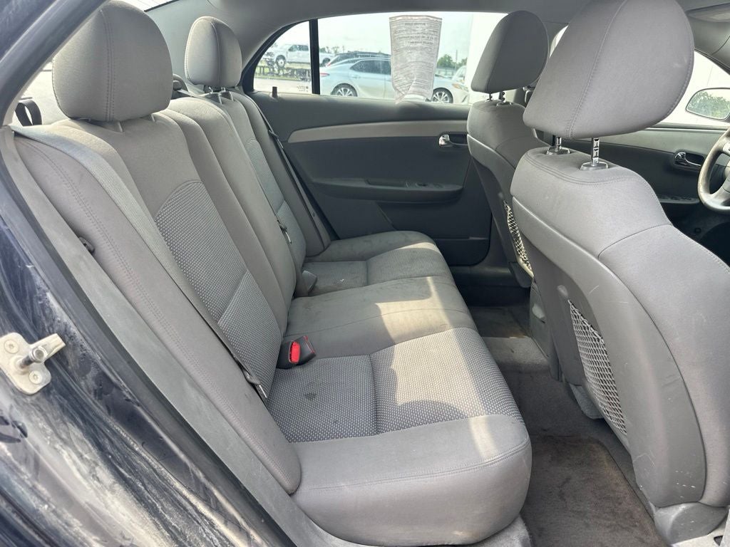 2011 Chevrolet Malibu LS 1FL