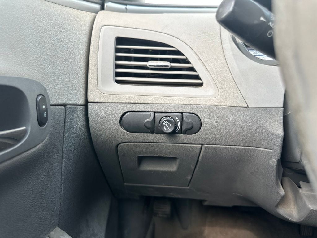 2011 Chevrolet Malibu LS 1FL