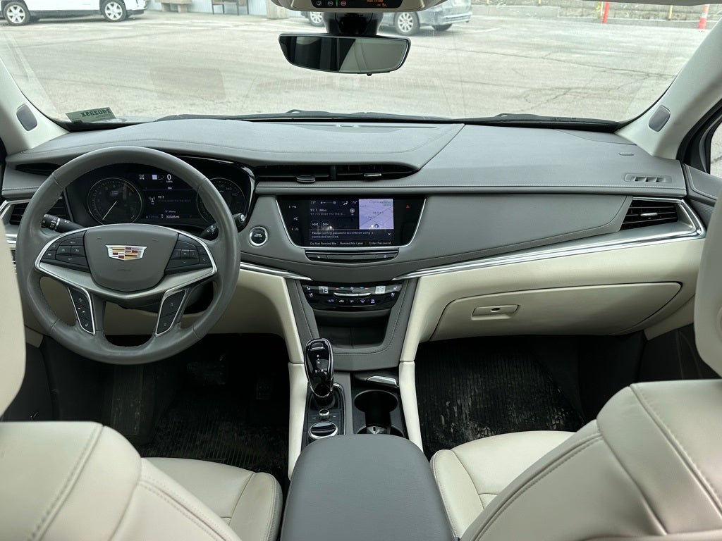 2023 Cadillac XT5 Premium Luxury