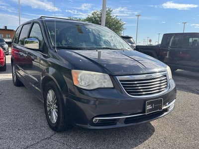 2013 Chrysler Town & Country Touring-L