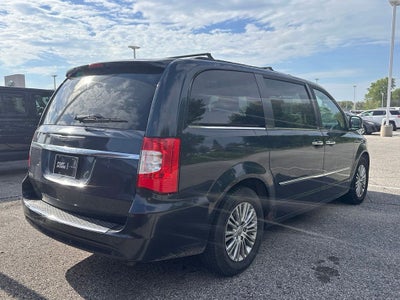 2013 Chrysler Town & Country Touring-L
