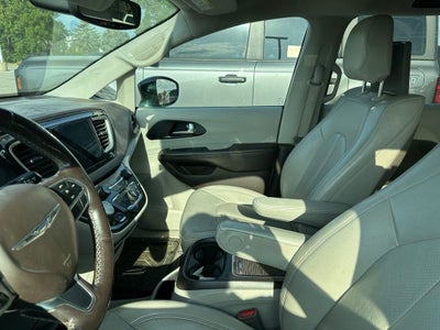 2020 Chrysler Pacifica Touring L Plus