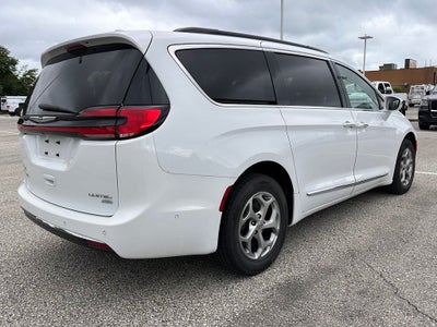 2022 Chrysler Pacifica Limited