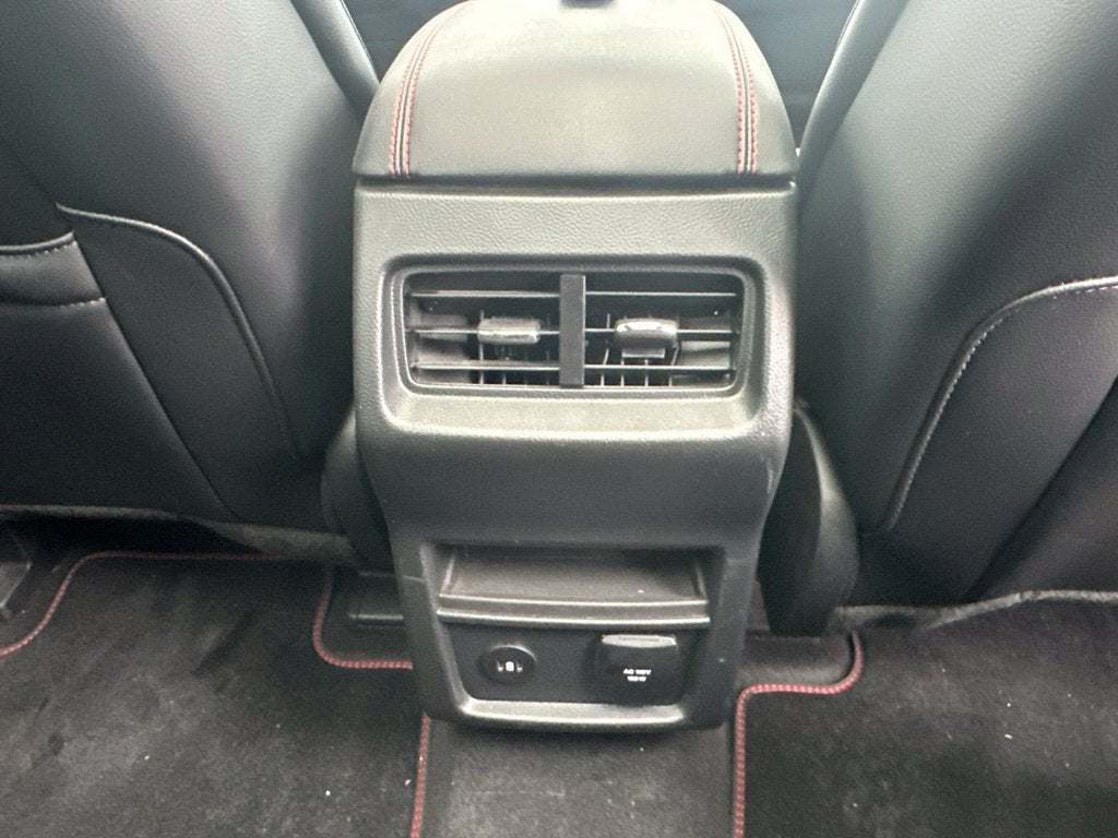 2024 Ford Edge ST Line