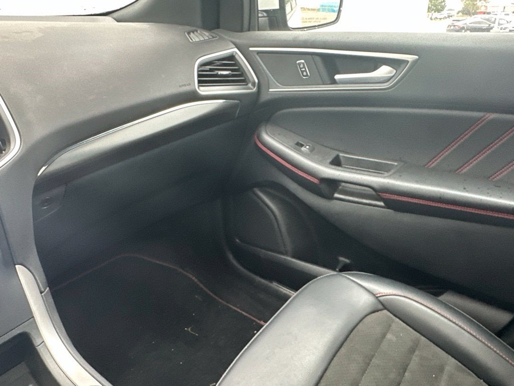 2024 Ford Edge ST Line