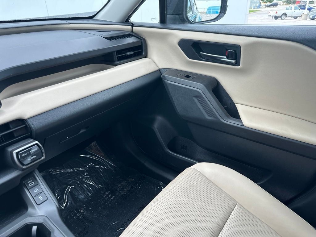 2026 Toyota RAV4 XLE Premium Hybrid