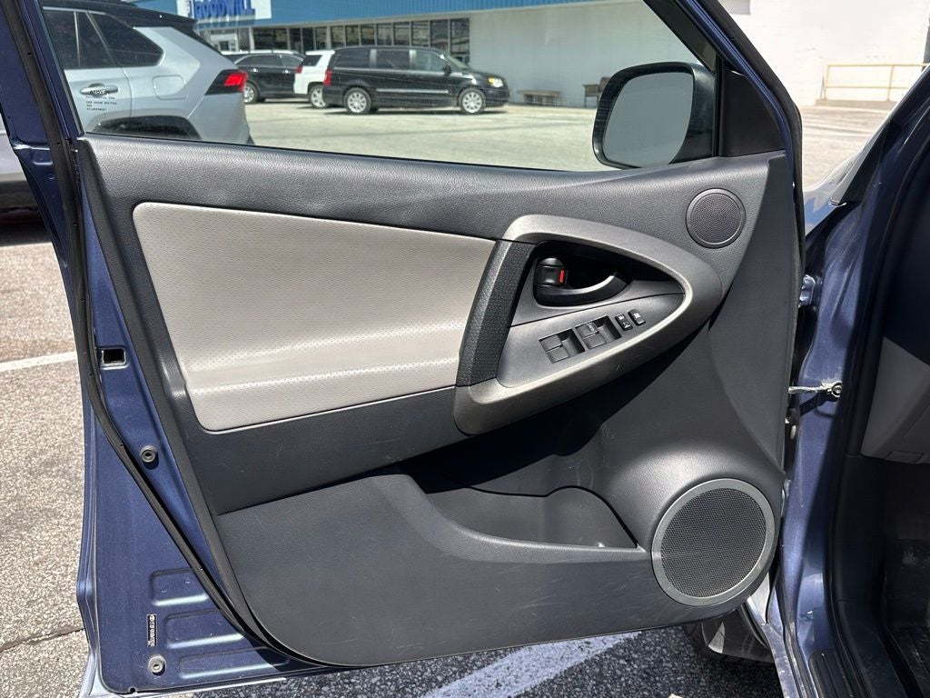 2011 Toyota RAV4 Limited